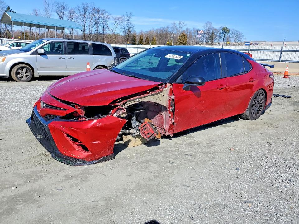2020 Toyota Camry trd