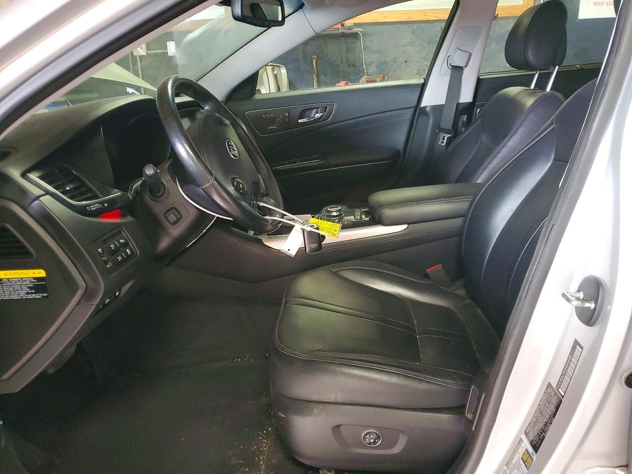 2016 KIA K900 Premium V6