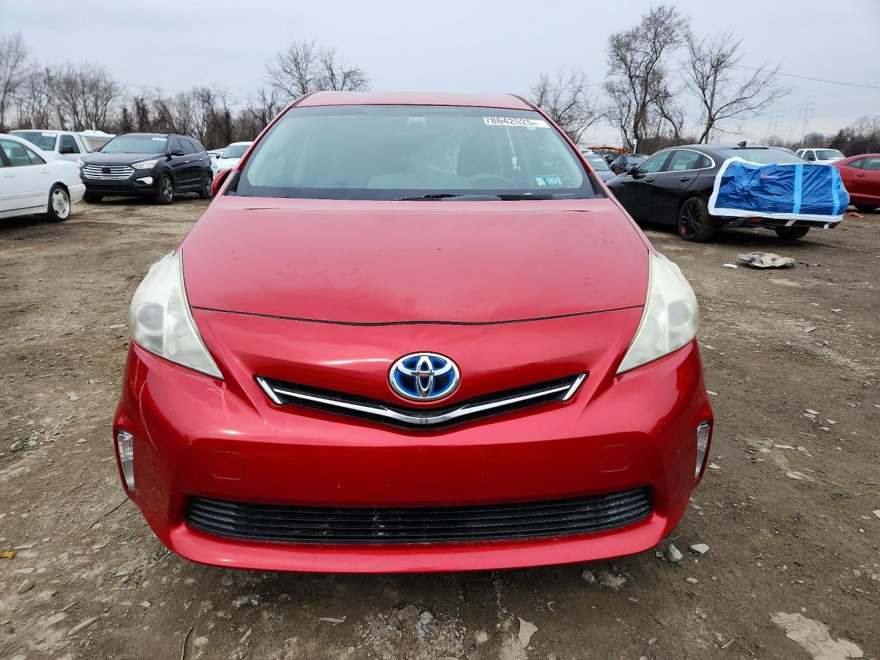 2013 Toyota Prius v