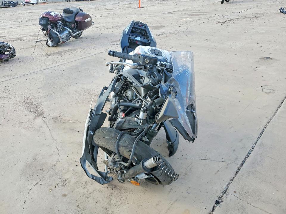 2026 Kawasaki EX650 P