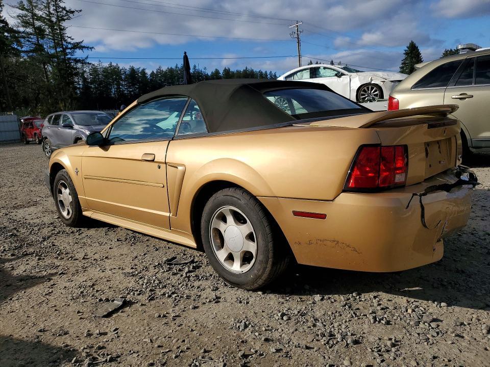 2000 Ford Mustang