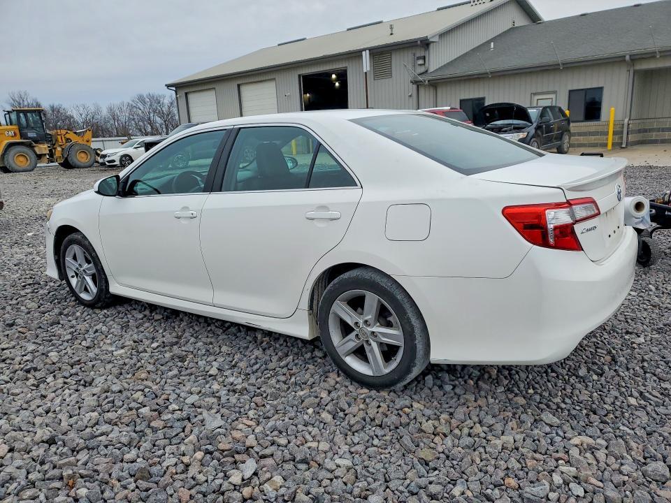 2013 Toyota Camry l
