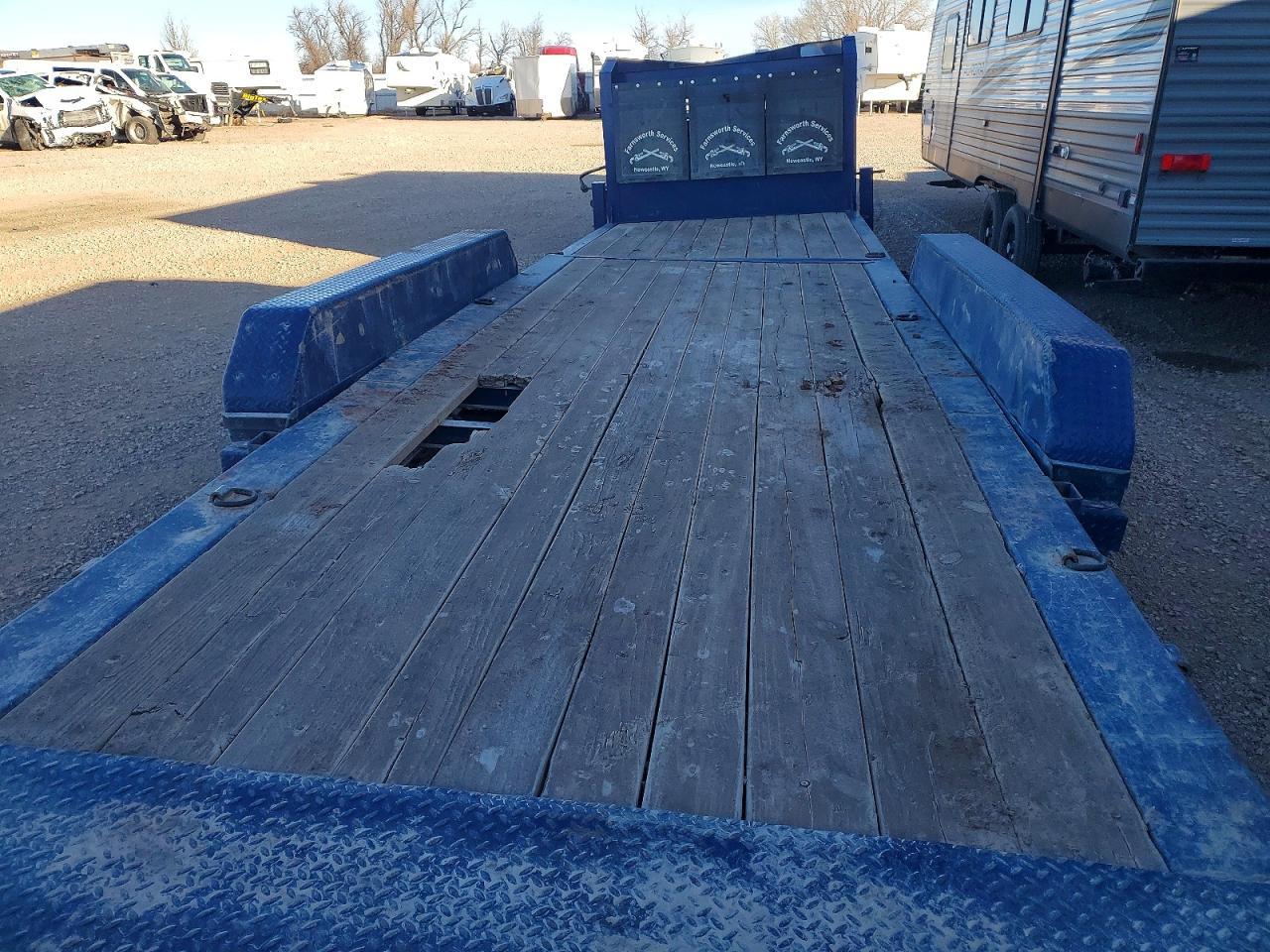 2022 Diamond C Equipment Trailer