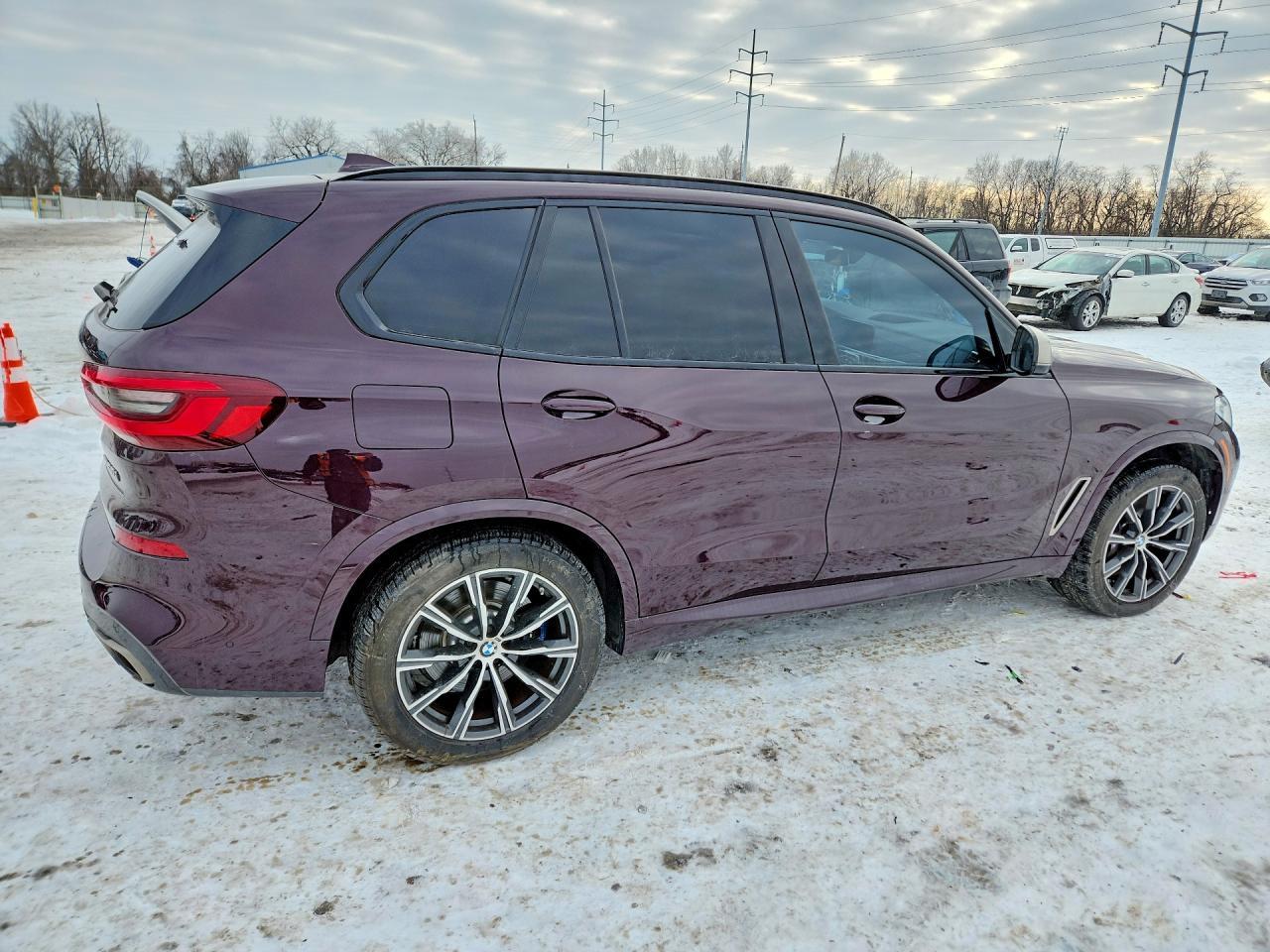 2022 BMW X5 M50i