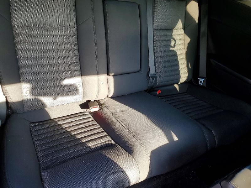 2014 Dodge Challenger sxt