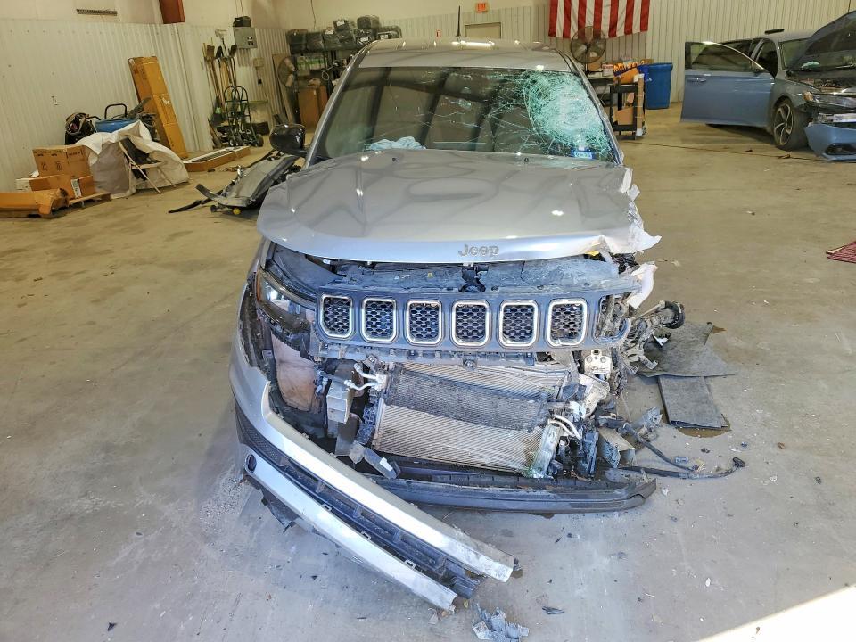 2024 Jeep Compass Sport