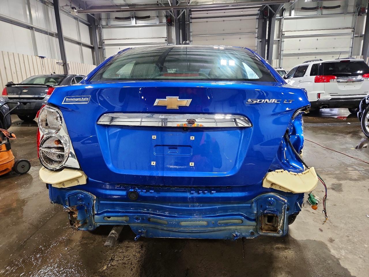 2016 Chevrolet Sonic lt