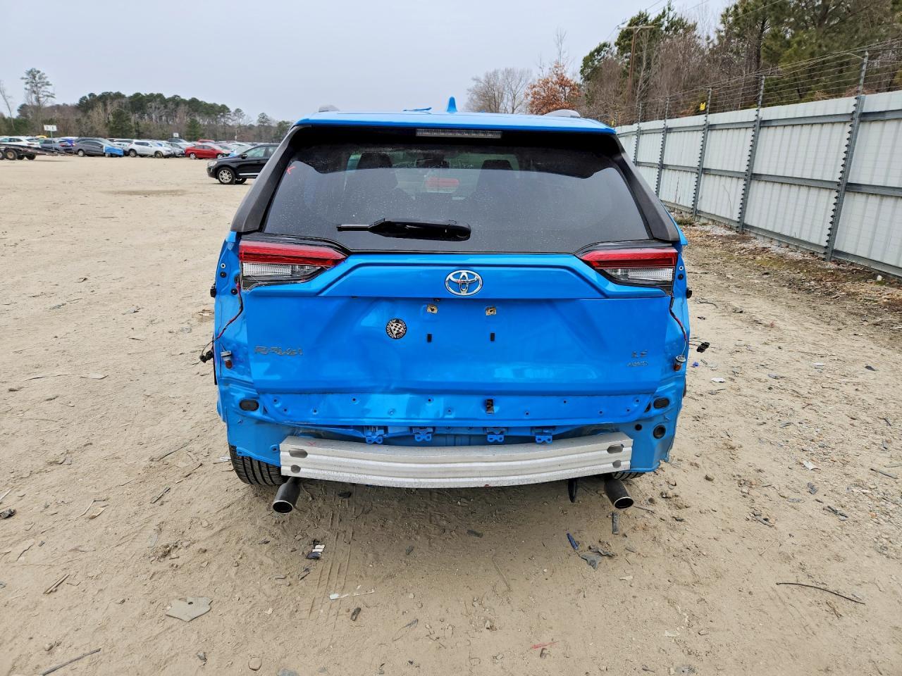 2020 Toyota Rav4 le
