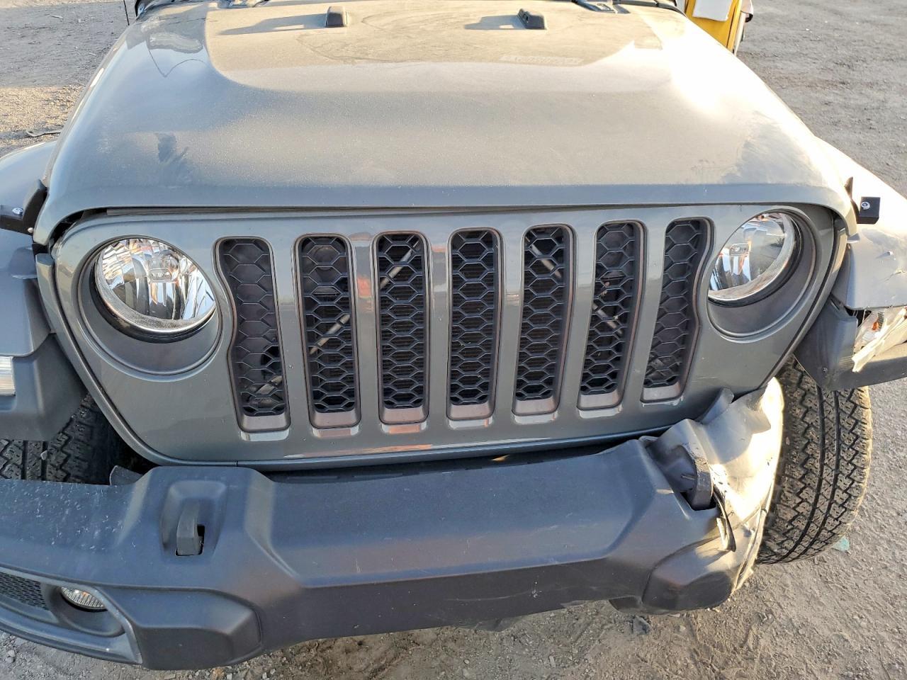 2020 Jeep Gladiator Sport