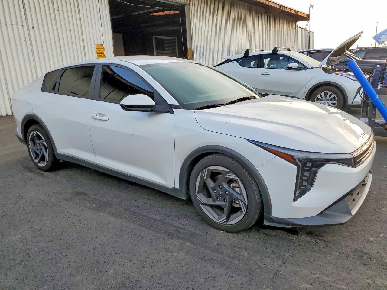 2025 KIA K4 ex