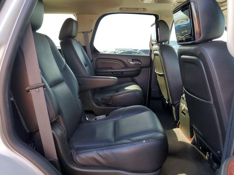 2014 Cadillac Escalade Premium