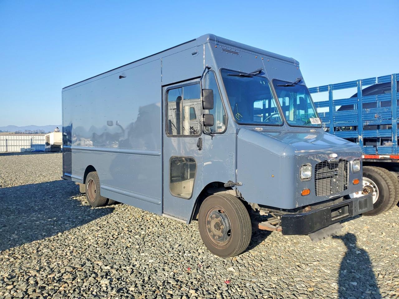 2020 Freightliner MT 45G Delivery Truck