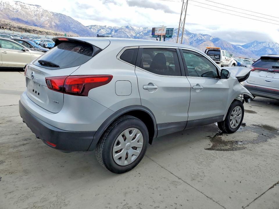 2019 Nissan Rogue Sport s