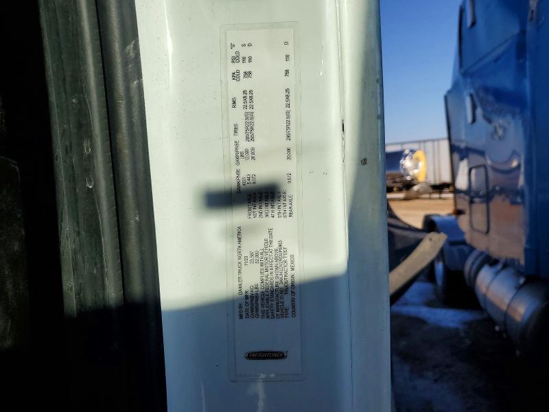 2024 Freigliner Cascadia 126