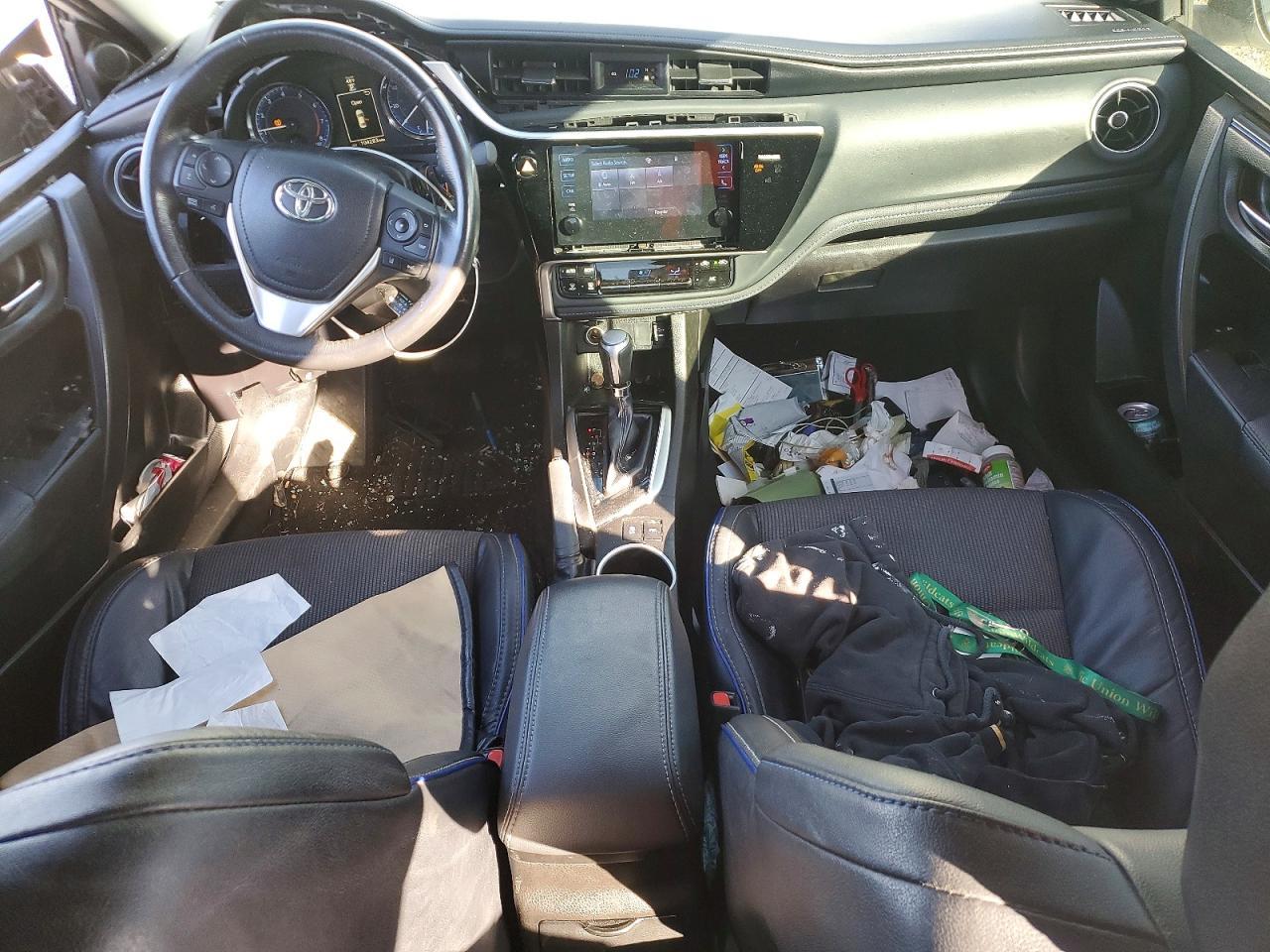 2017 Toyota Corolla se