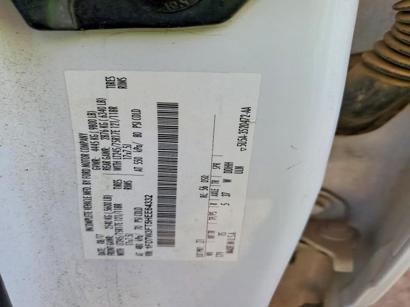 2017 Ford F350 Super Duty Flatbed Truck