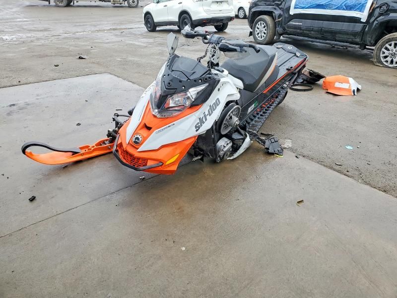2015 Skidoo Renegade 600