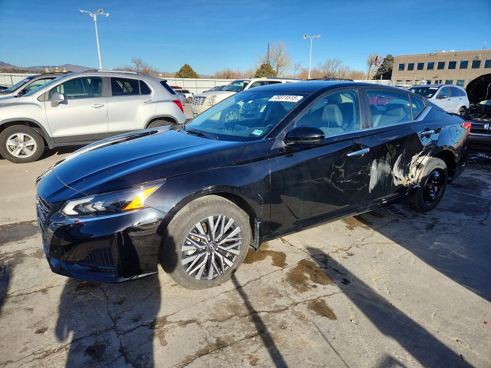 2023 Nissan Altima sv
