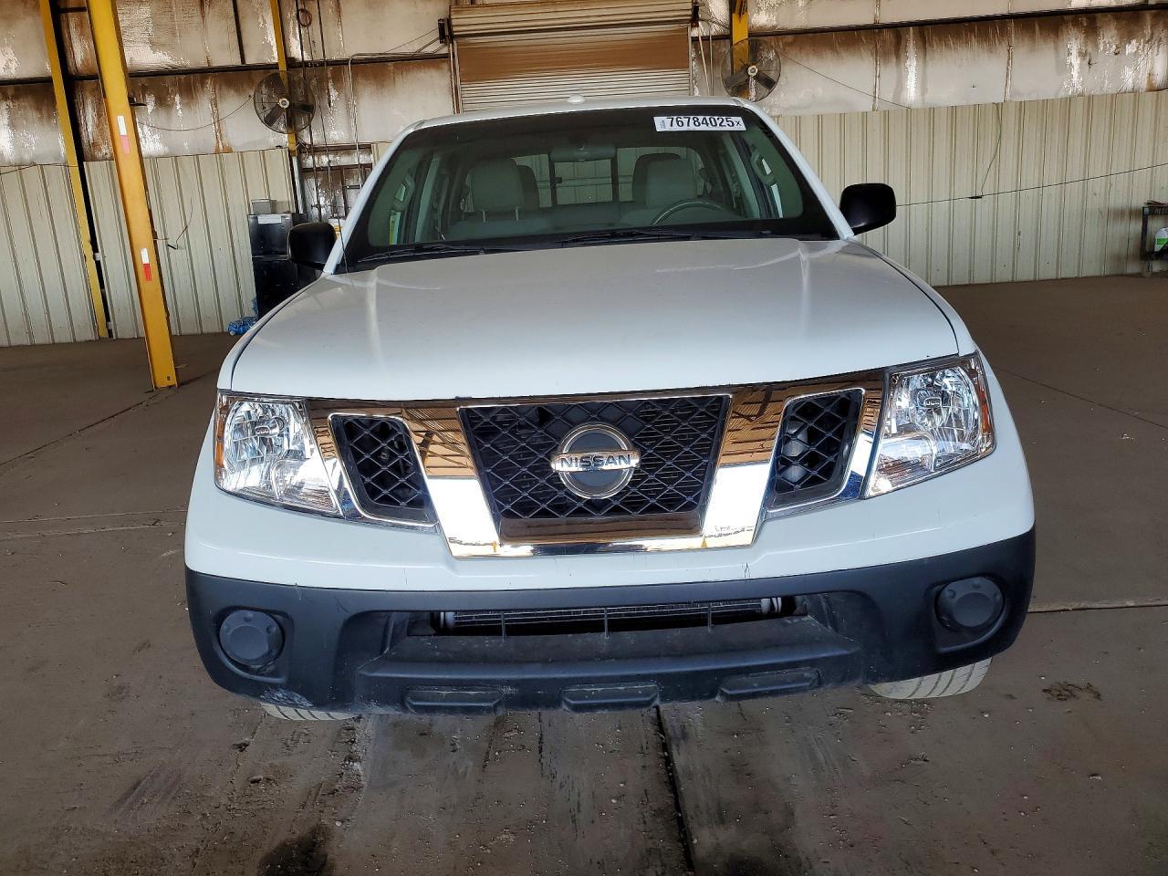 2016 Nissan Frontier S