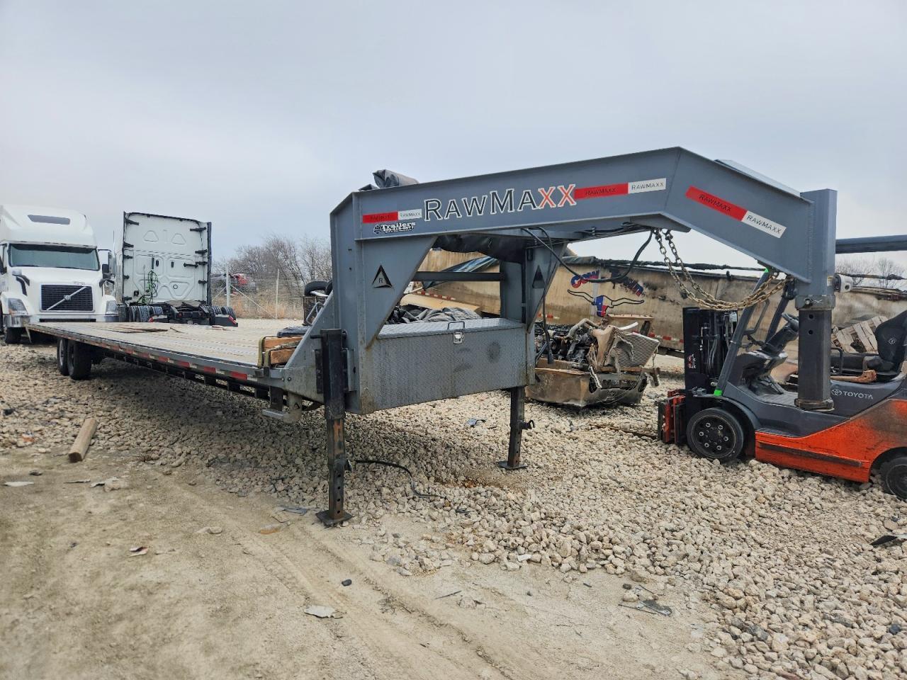 2023 Raw Maxx Flatbed Trailer