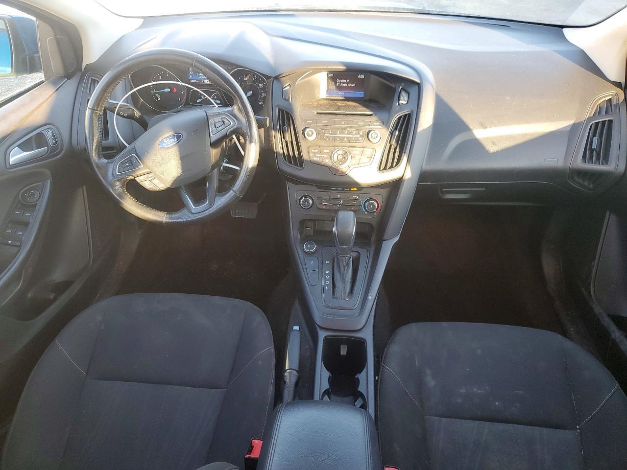 2017 Ford Focus se