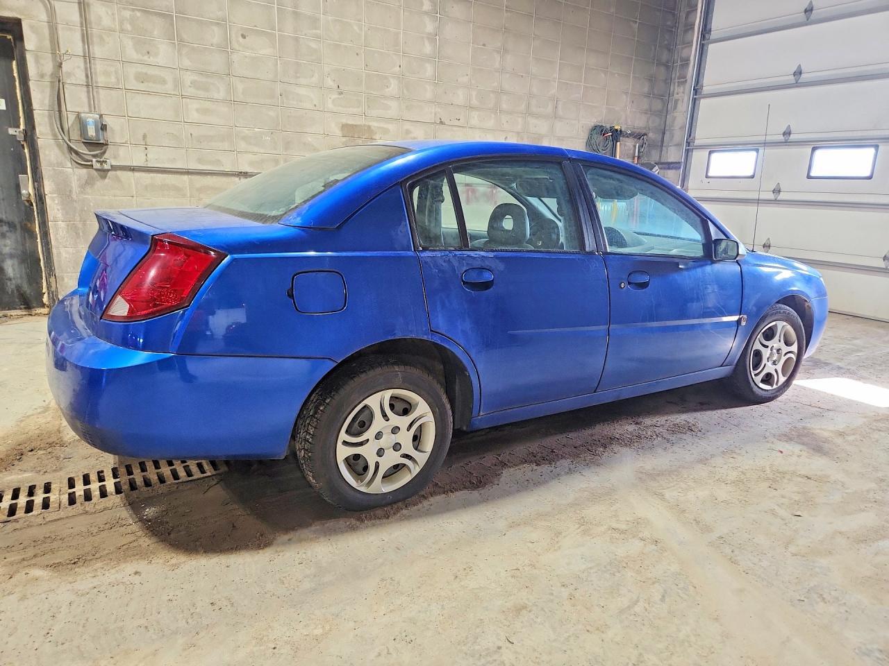 2004 Saturn Ion Level 2