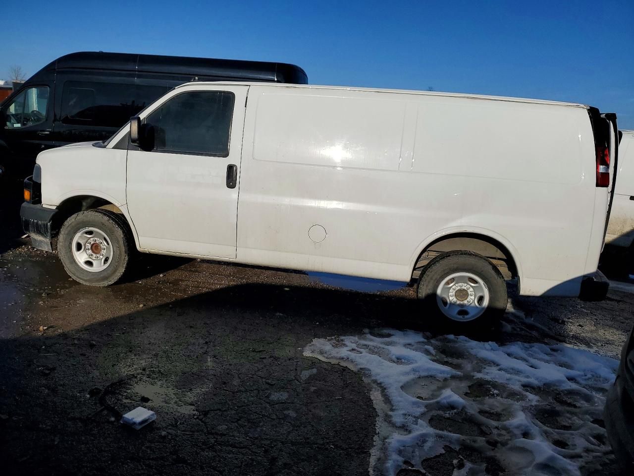 2020 Chevrolet Express 2500 Utility / Service Van