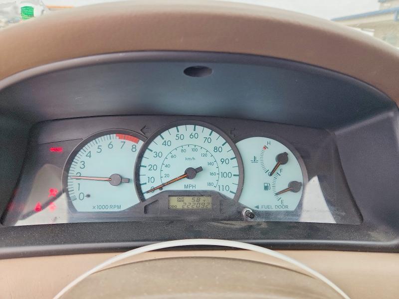 2004 Toyota Corolla le