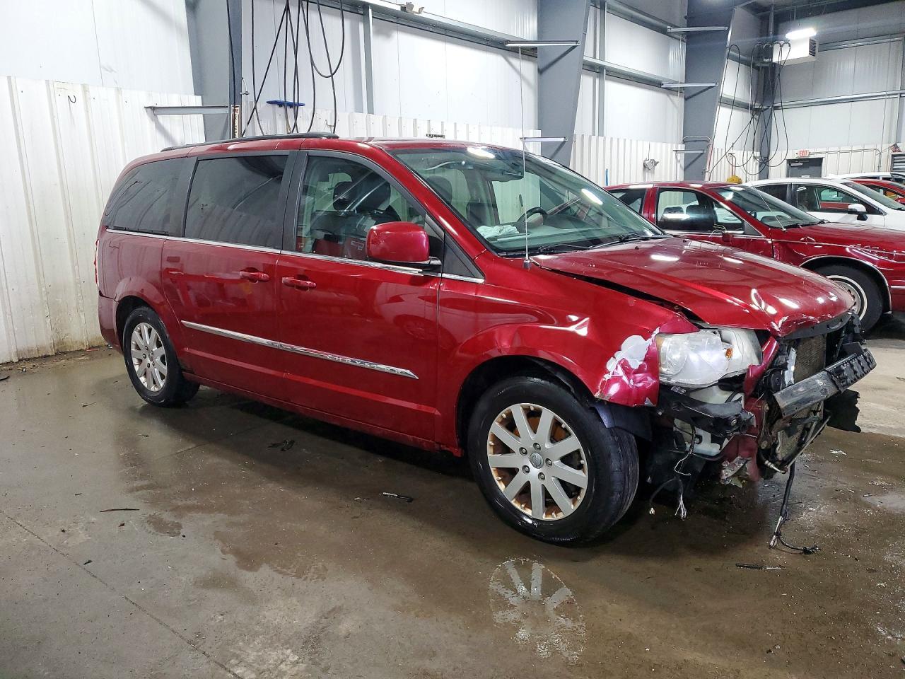 2013 Chrysler Town & Country Touring