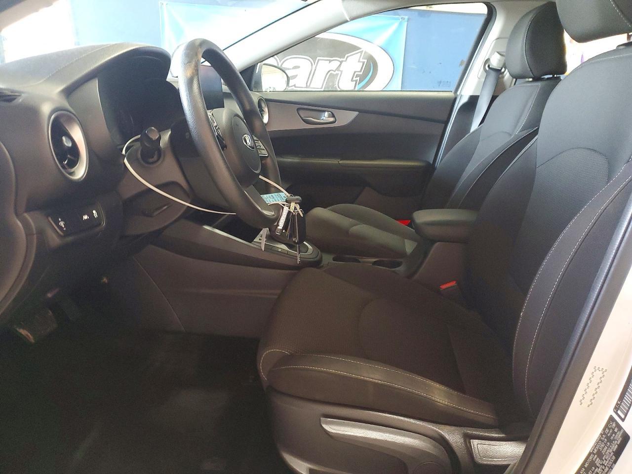2021 KIA Forte fe