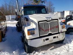 Camiones salvage a la venta en subasta: 2016 Western Star Convention 4700SF