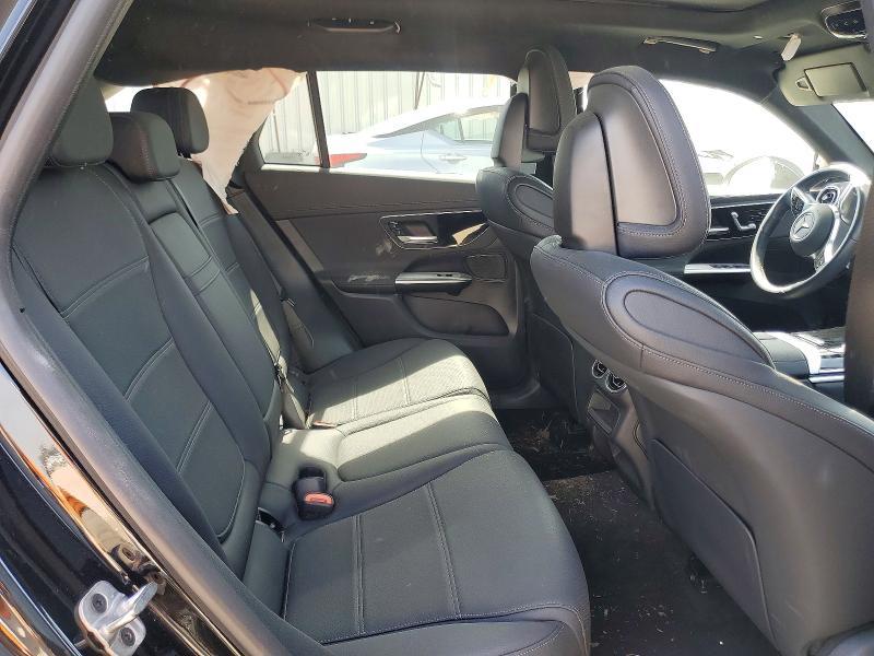 2025 Mercedes-Benz Glc 300