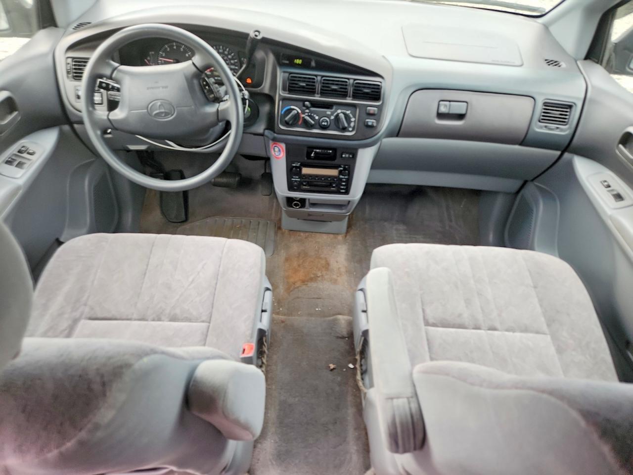 2000 Toyota Sienna le