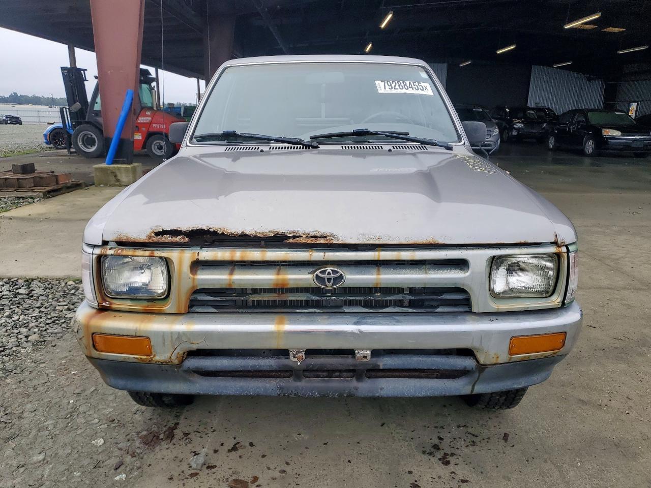 1993 Toyota Pickup Deluxe