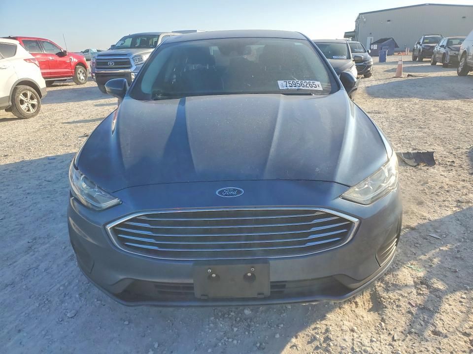 2019 Ford Fusion se