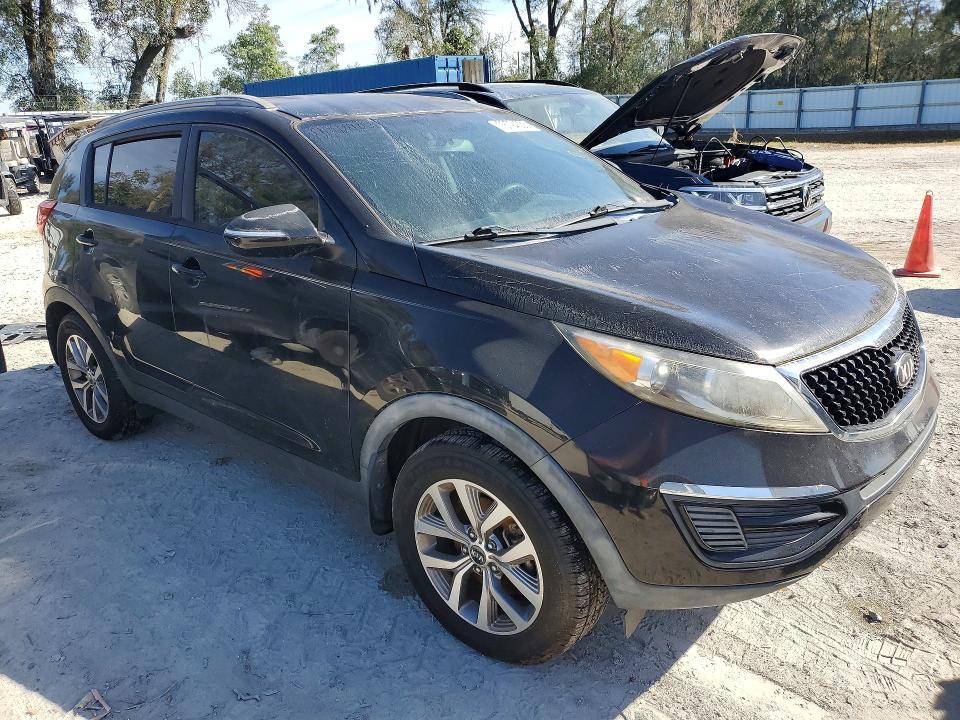 2014 KIA Sportage lx