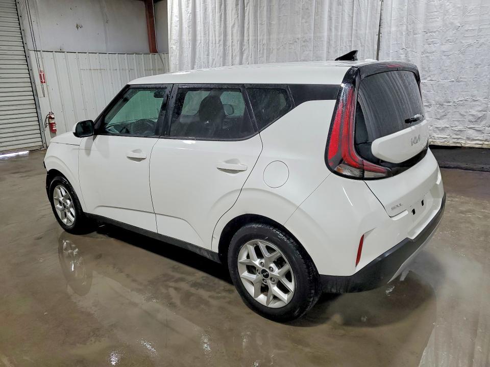 2023 KIA Soul lx