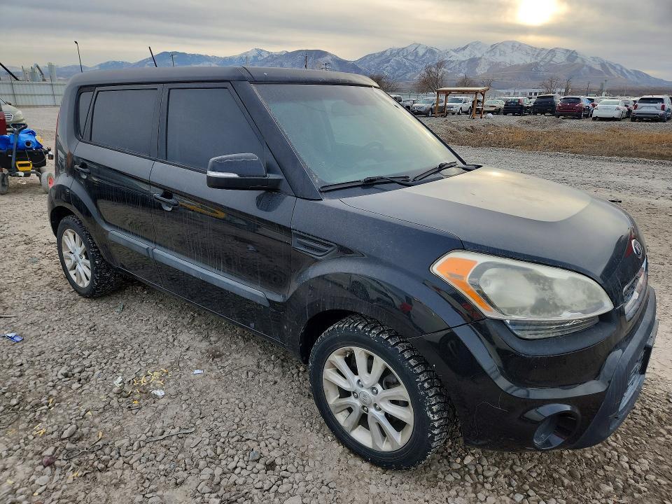 2013 KIA Soul +