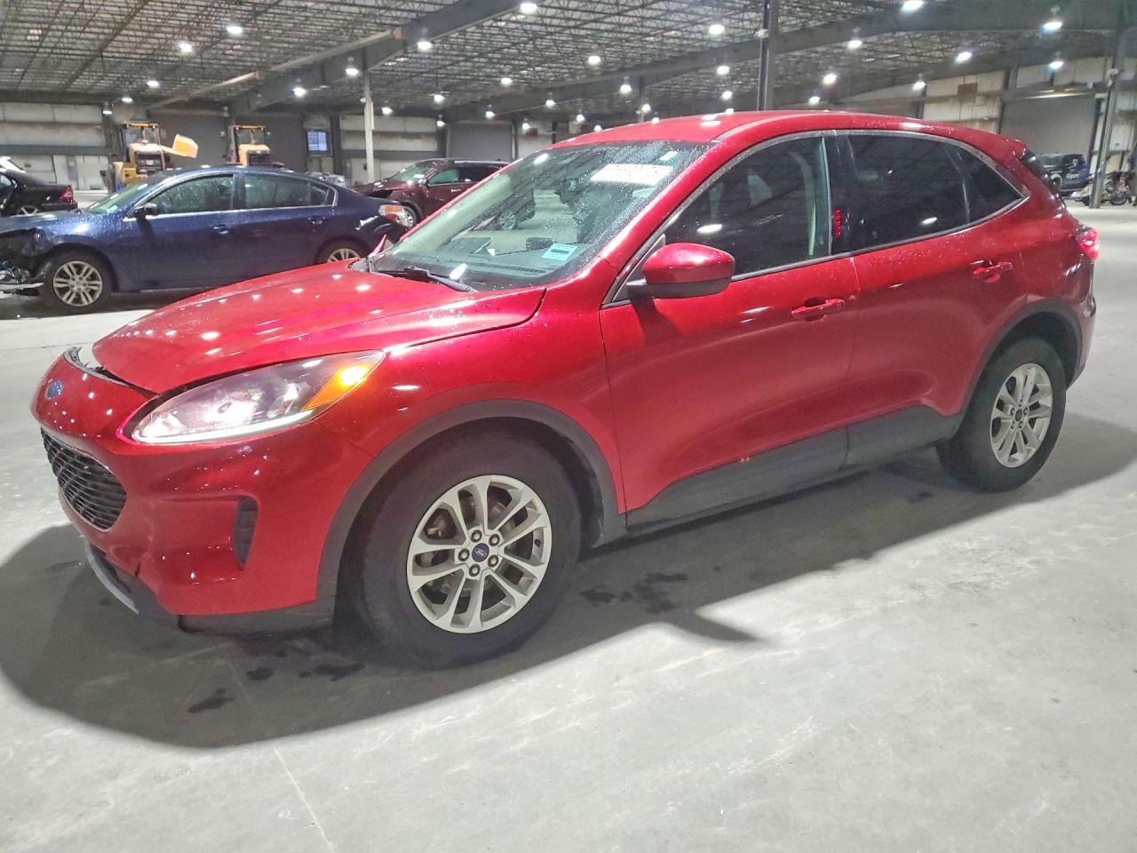 2020 Ford Escape se
