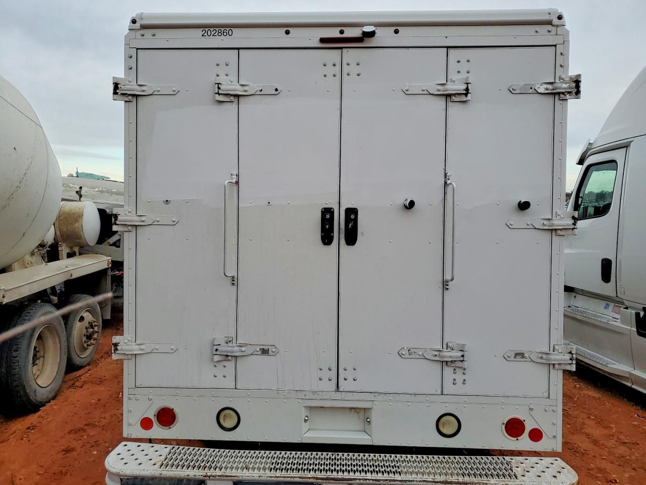 2012 Ford F59 Delivery Truck