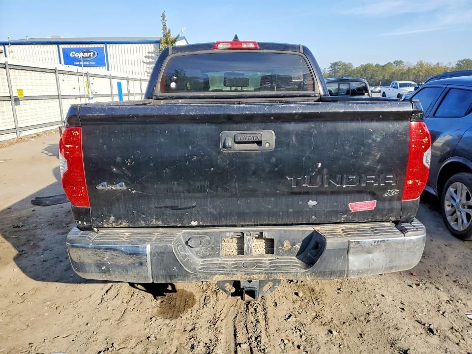 2017 Toyota Tundra Crewmax SR5