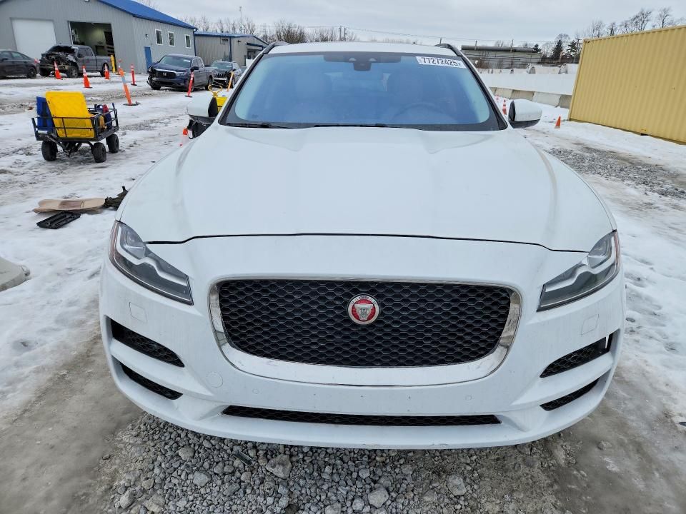 2017 Jaguar F-pace Prestige