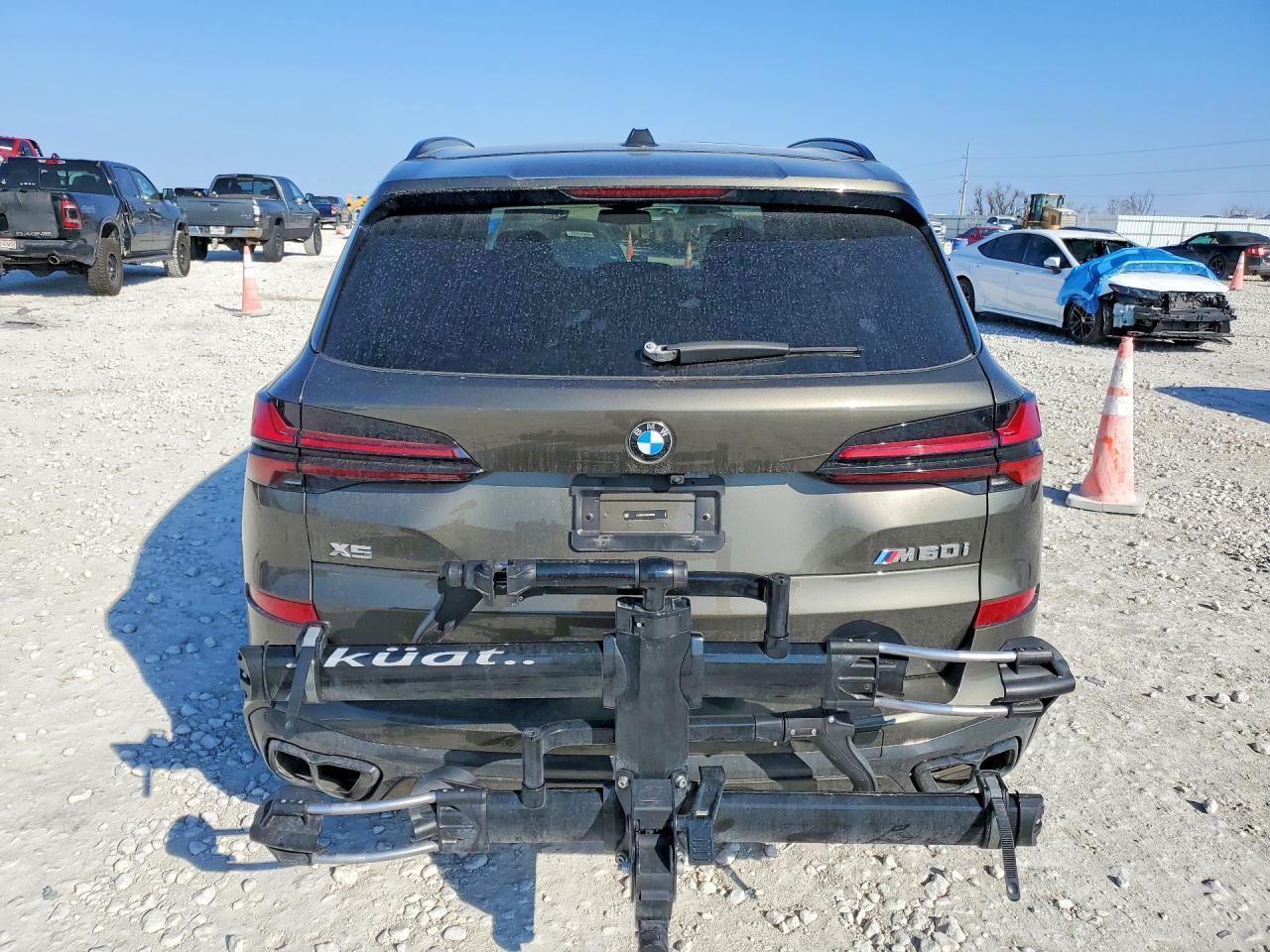2025 BMW X5 M60i