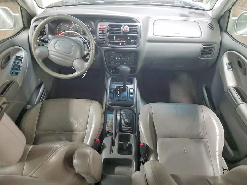 2002 Chevrolet Tracker lt