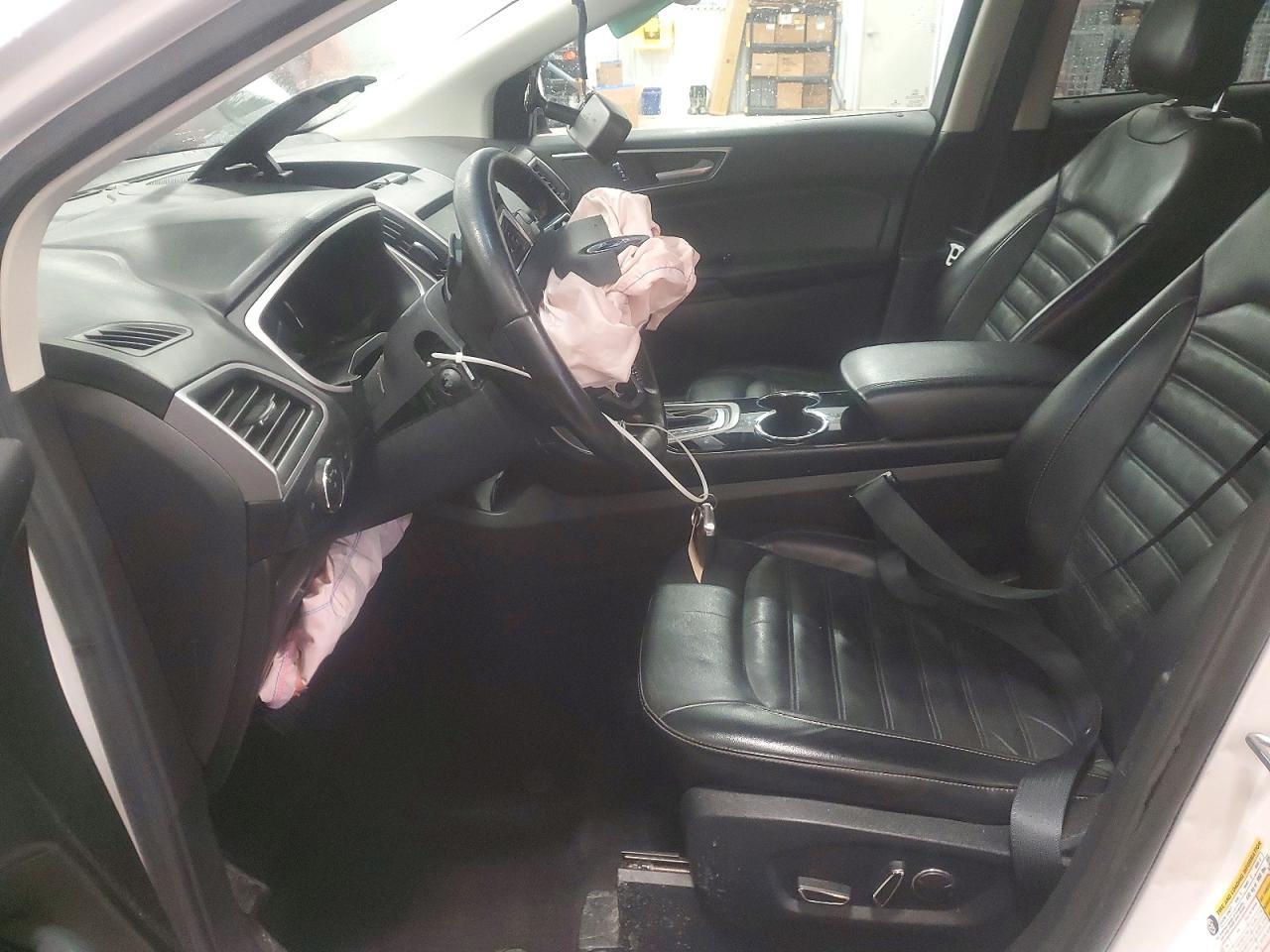 2017 Ford Edge sel