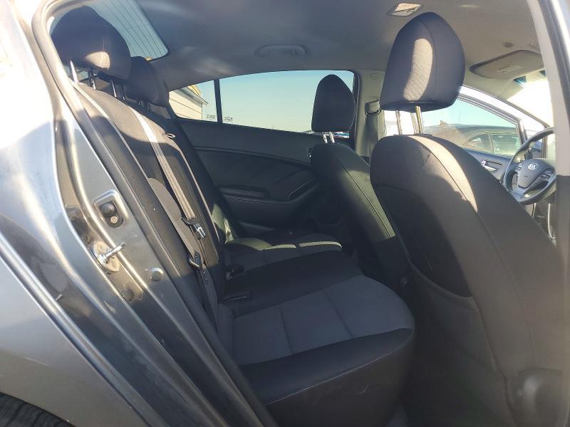 2016 KIA Forte lx