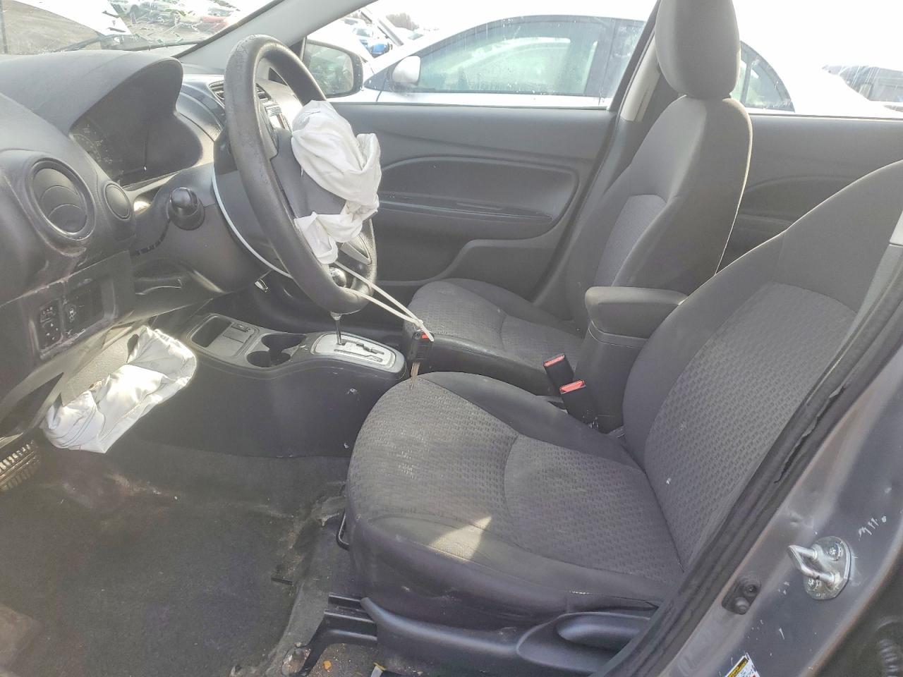 2018 Mitsubishi Mirage es