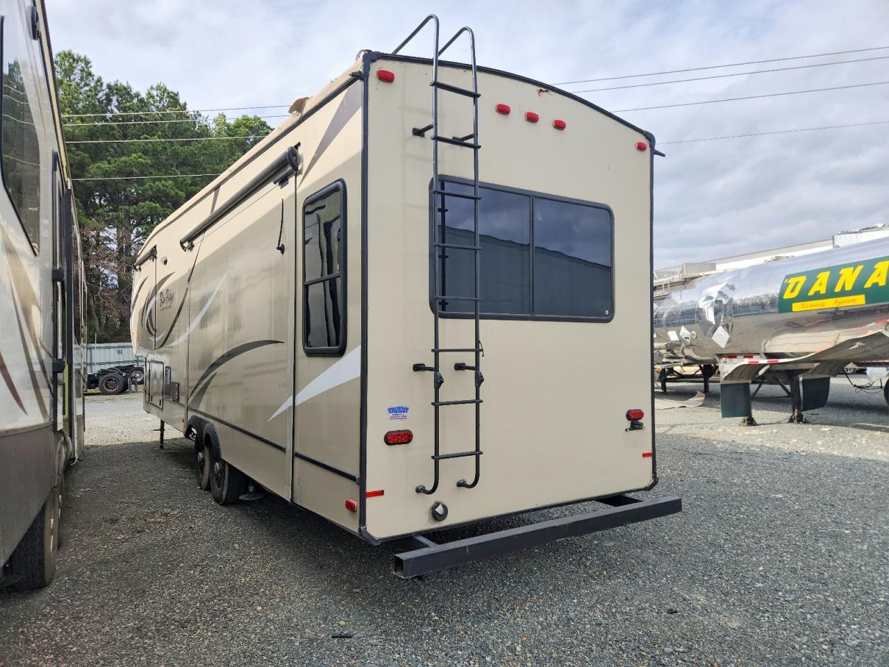 2018 Sandstorm 2018 Forest River Blue Ridge Camper