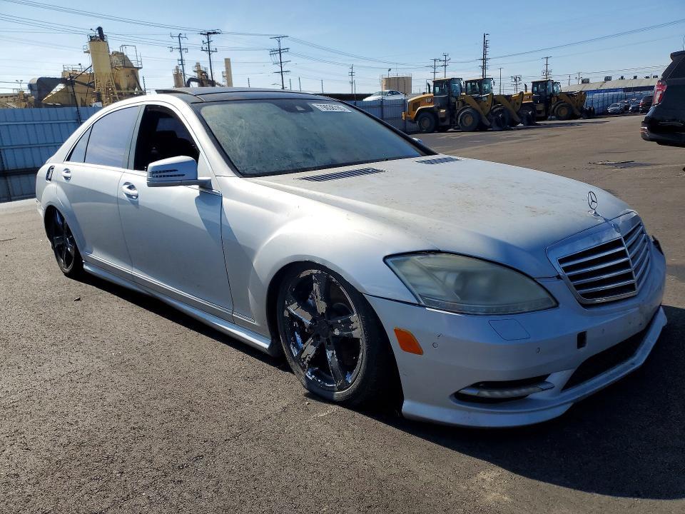 2011 Mercedes-Benz S 400