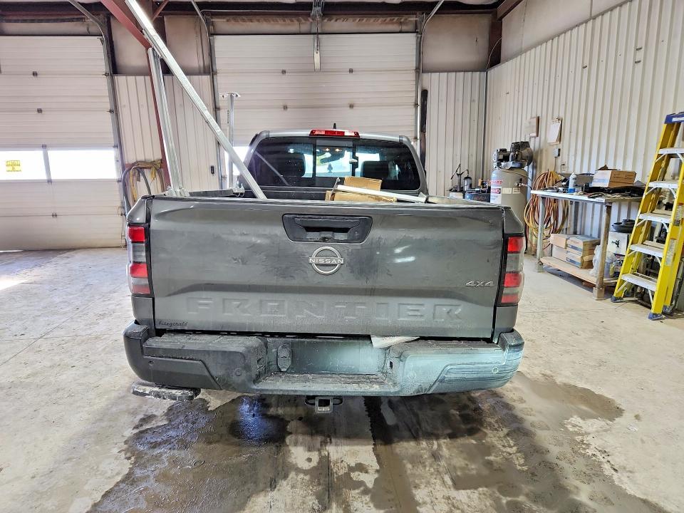 2026 Nissan Frontier s